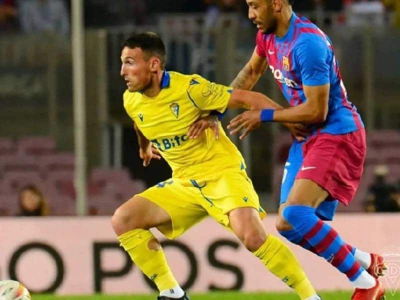 Choca la “Xavineta” contra el Cádiz; Barcelona pierde racha sin perder en liga