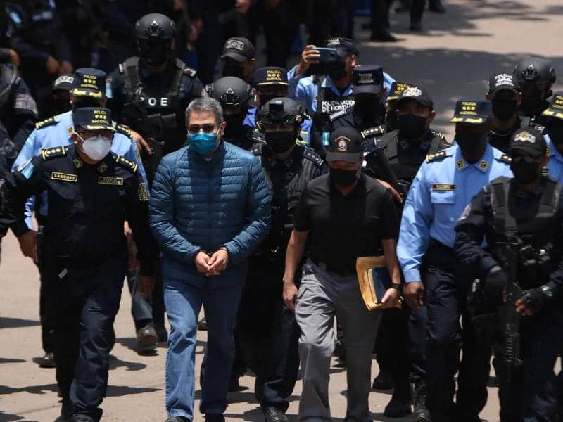 Honduras extradita al expresidente Hernández, reclamado por narcotráfico en EU