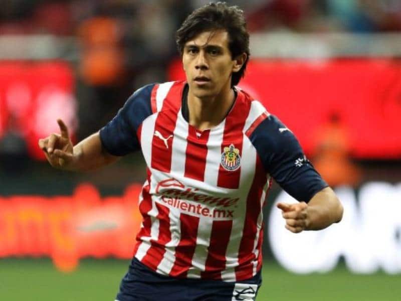 Pierde Chivas a JJ Macías para todo el torneo