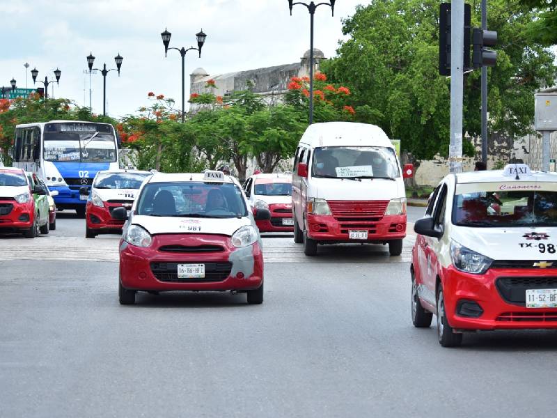 Taxistas unen fuerzas en Campeche