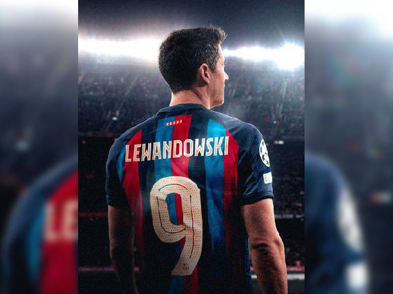 Barcelona hace oficial el fichaje de Robert Lewandowski