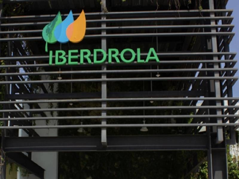 Gobierno investiga amparo a Iberdrola por multa de 9 mmdp: AMLO