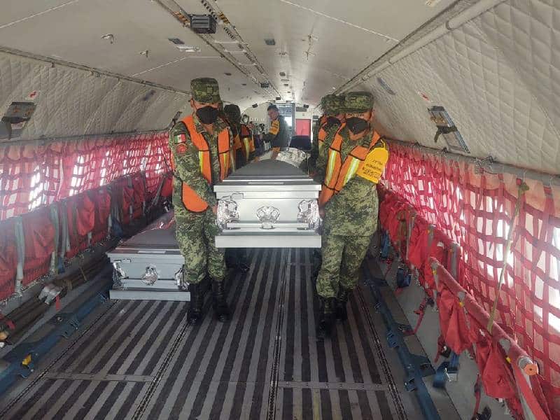 México ya ha repatriado a 23 de los 26 migrantes hallados muertos en Texas