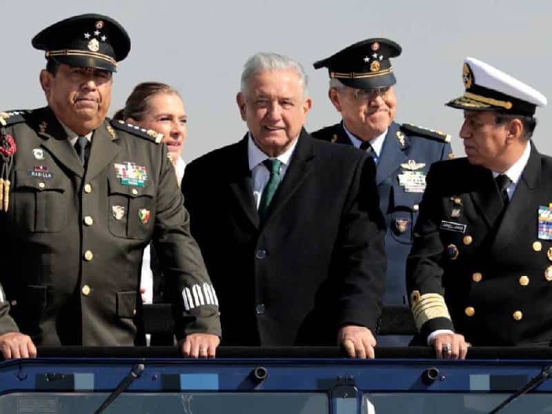 Creará AMLO nueva empresa militar