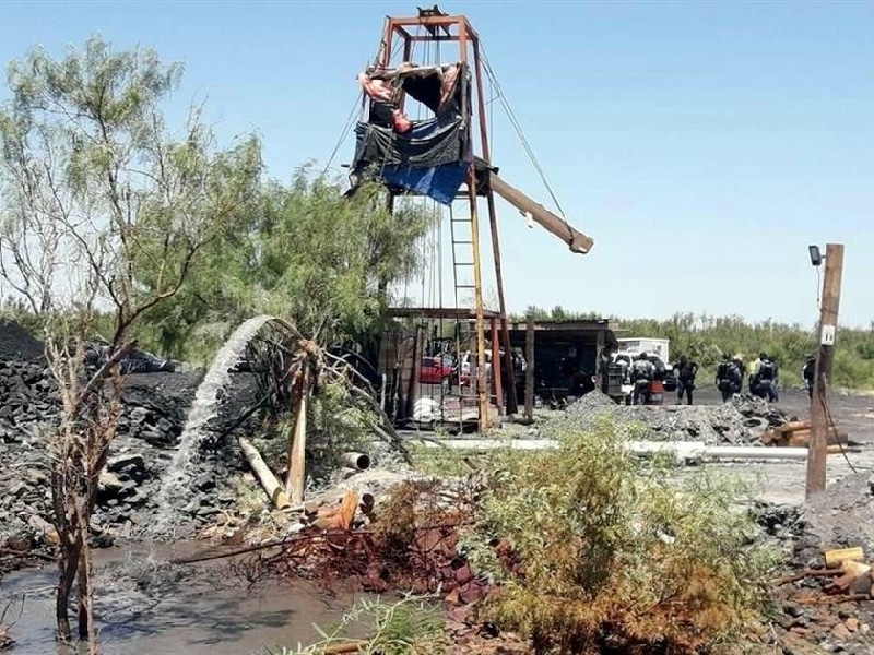 Se inunda mina de Sabinas y complica rescate de mineros