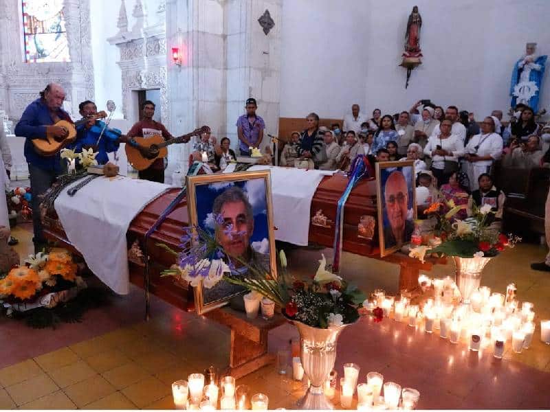 Piden jesuitas justicia por asesinato de sacerdotes