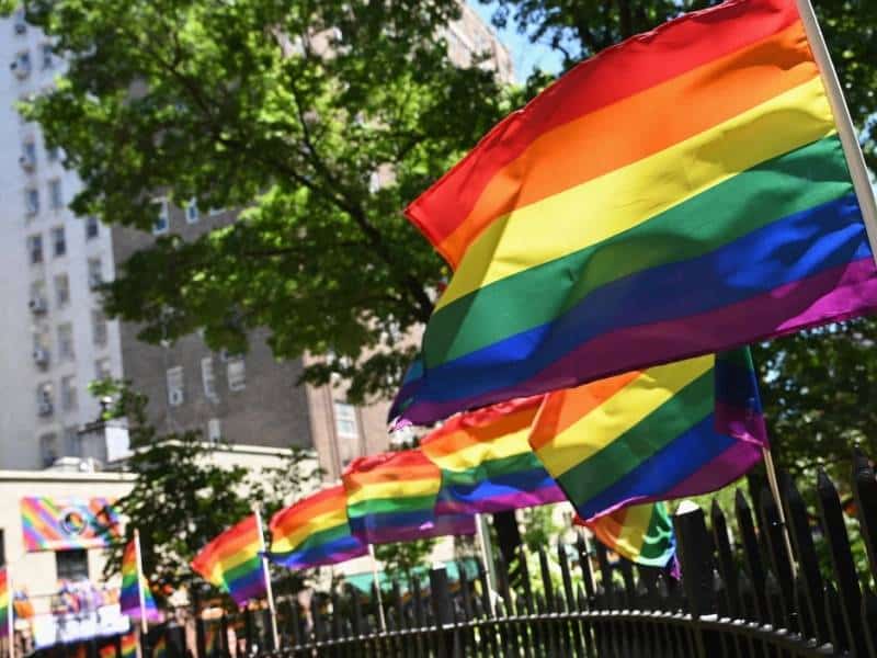 Singapur despenaliza relaciones homosexuales