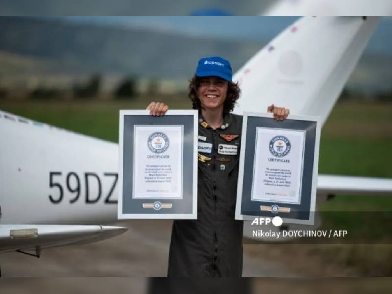 Mack Rutherford, el joven de 17 años que le dio la vuelta al mundo en un ultraligero