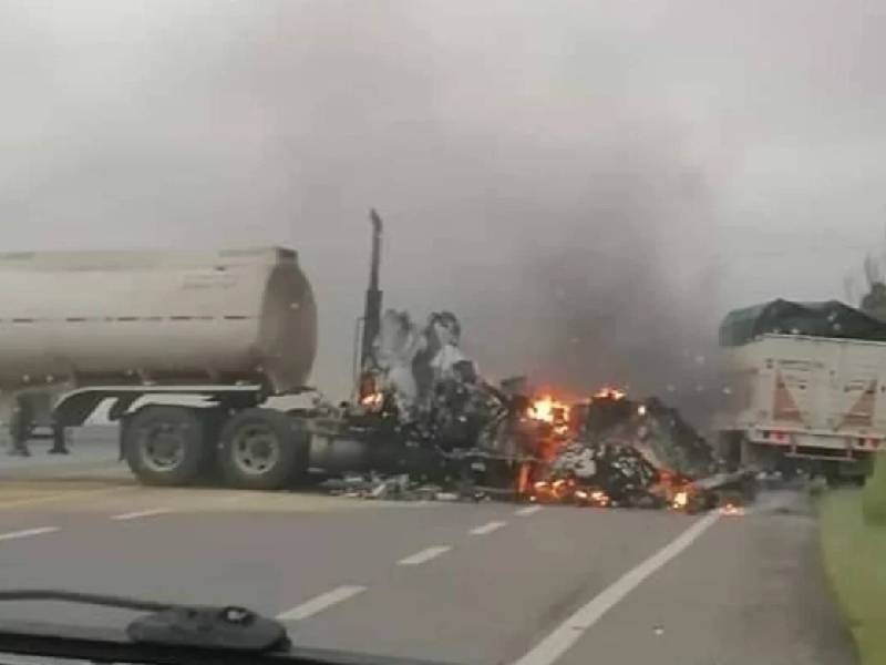 Universidades suspenden clases tras dos días de bloqueos carreteros