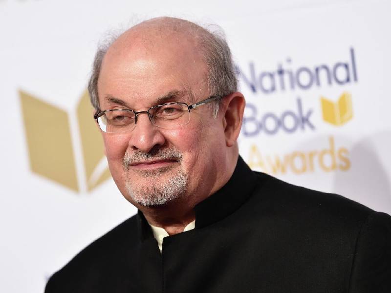Rushdie y las secuelas del ataque sufrido