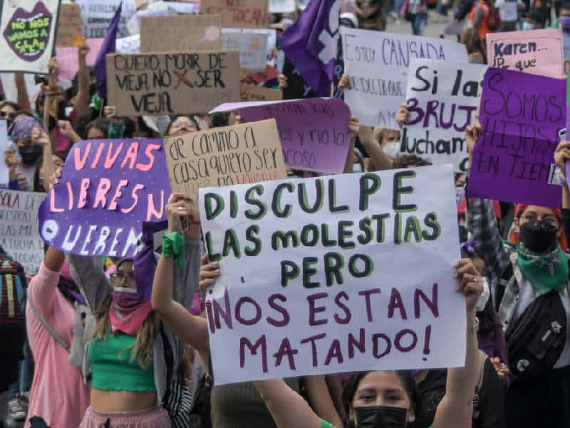 Aprueban penas más severas a feminicidios