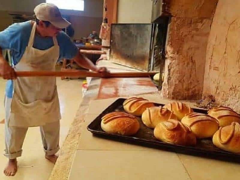 Se alistan para producción de pan de muerto
