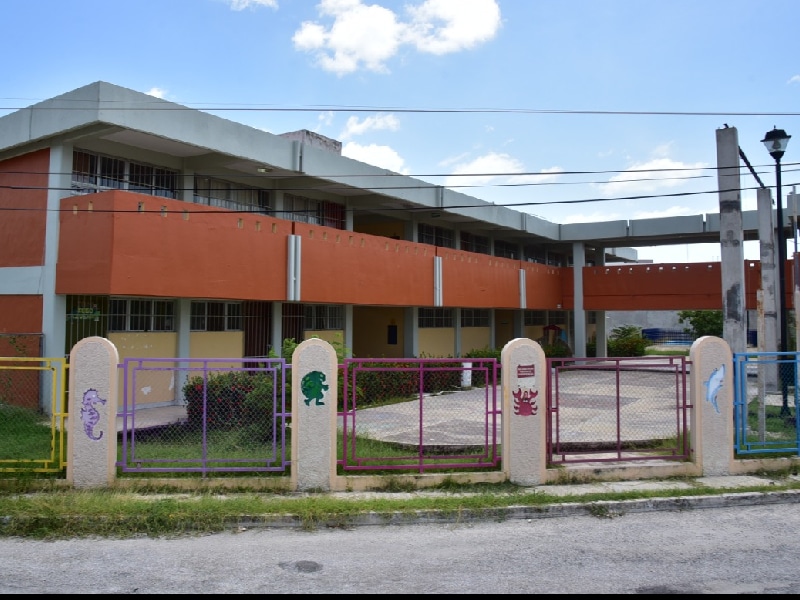 En seis municipios han sido vandalizadas 45 escuelas 243 veces (América García)