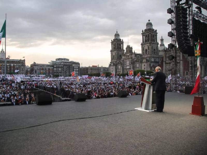 Encabezará AMLO marcha al Zócalo