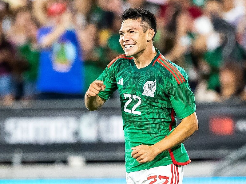 Chucky Lozano, cerca de la Premier