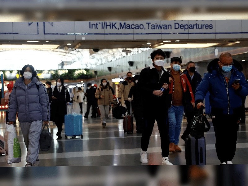 Chinos empiezan a planificar viajes ante el fin de las cuarentenas