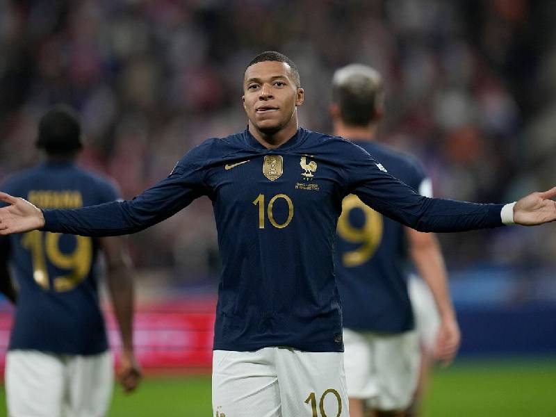 “Volveremos”, promete Mbappé