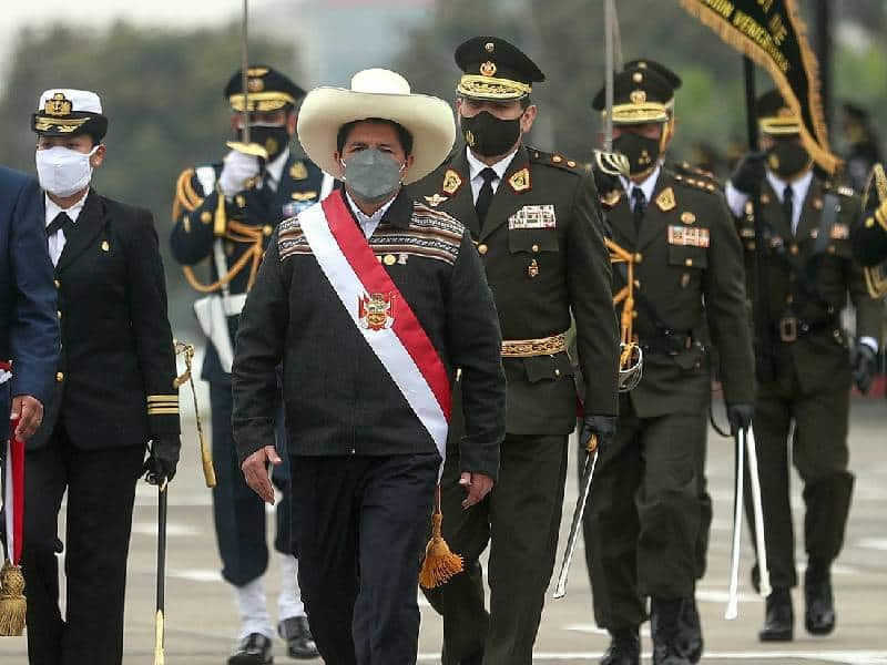 ‘Dejen de matar al pueblo’, pide Castillo a las Fuerzas Armadas