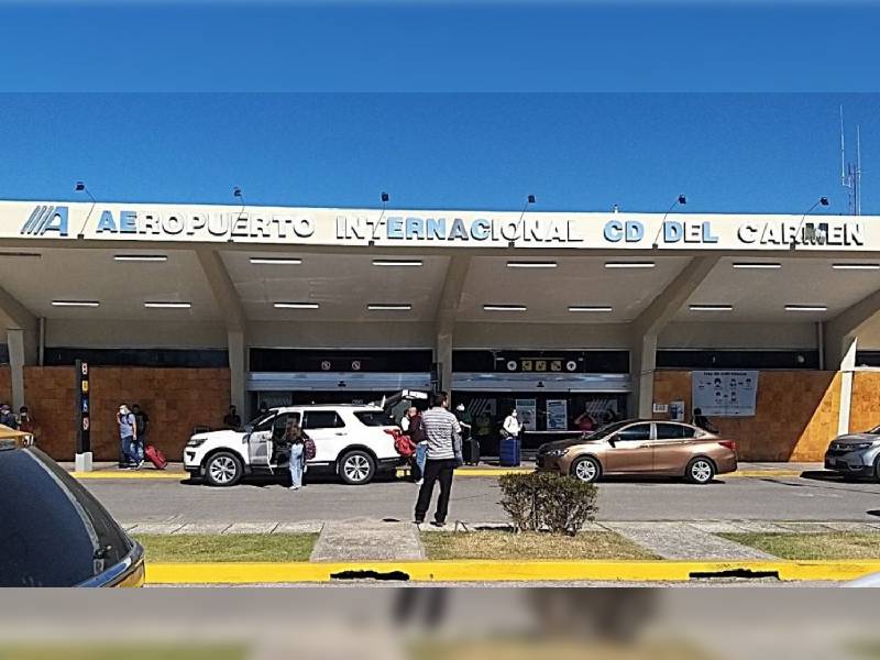 Aeropuertos de Campeche y Carmen serán controlados por el Ejército y la Marina