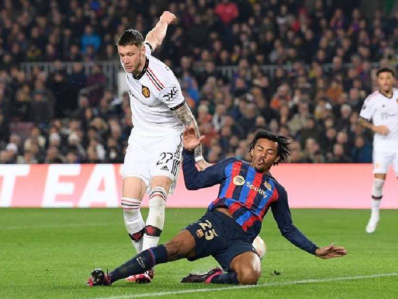 Barcelona y Manchester United hacen tablas y Old Trafford dictará sentencia