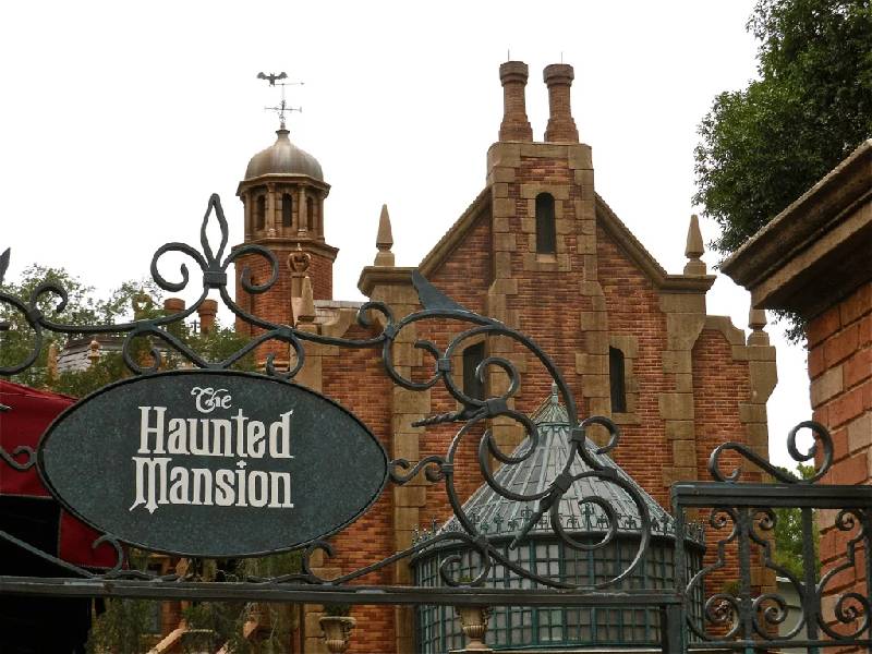 Lanzan el primer tráiler de “Haunted Mansion”, el reboot de Disneyland