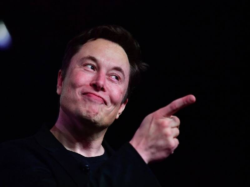 AMLO anuncia que Elon Musk visitará México; lo podría llevar a Sonora