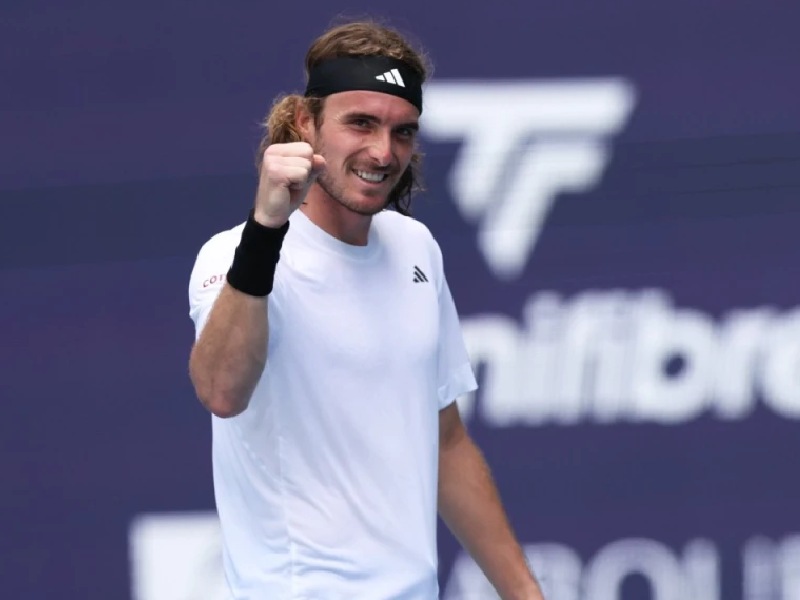 Tsitsipas frena a Garín en Miami