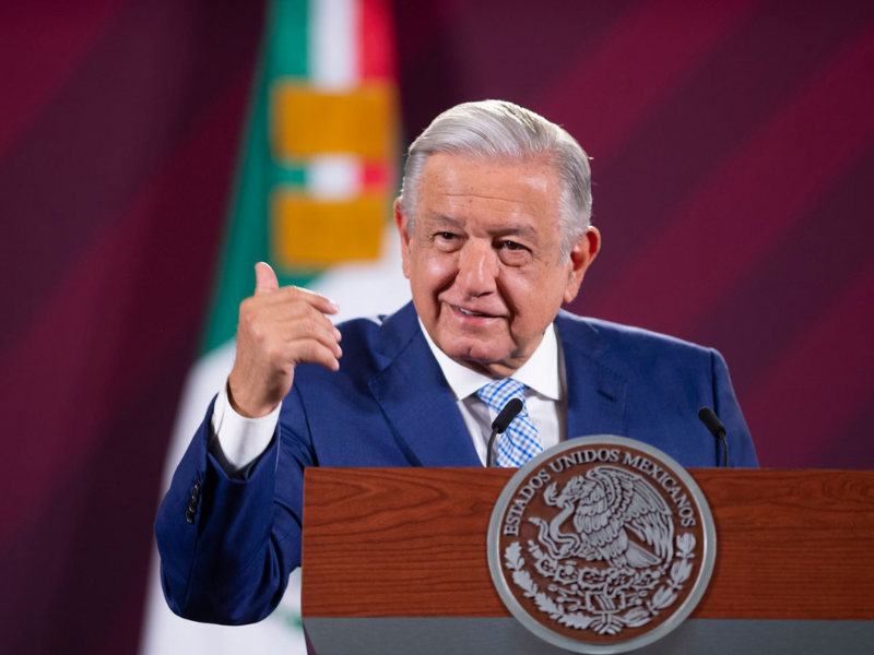 AMLO emite nuevo decreto; protege al Tren Maya y otras megaobras