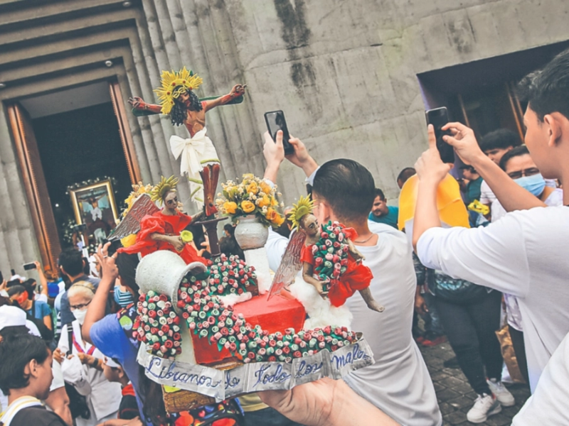 Religiosos retan a Ortega con una procesión en Nicaragua