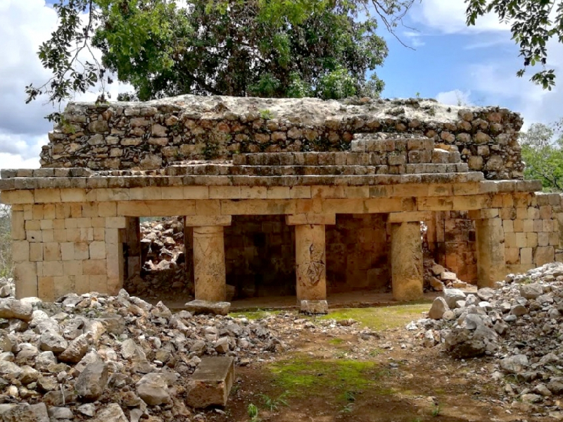 Xcalumkín:, explorando la antigua ciudad maya en el corazón de la selva