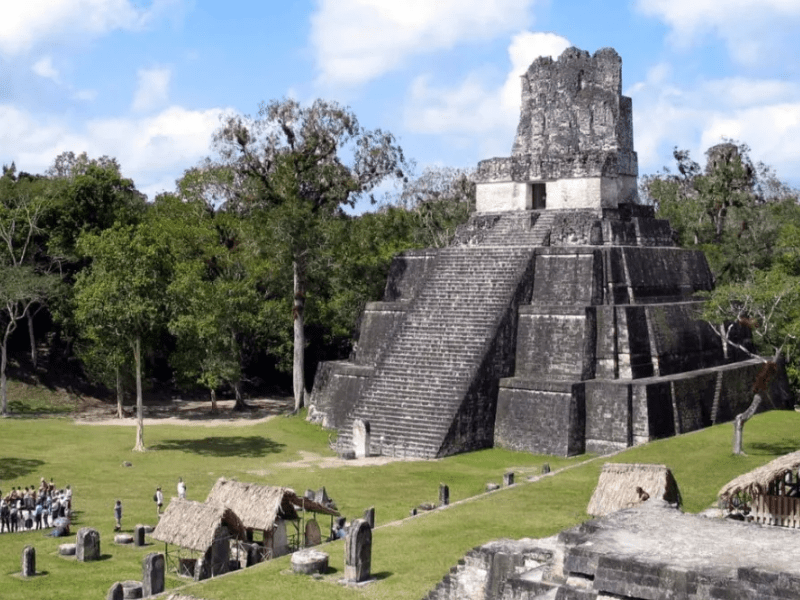 Desaparecen cuatro turistas franceses en Guatemala