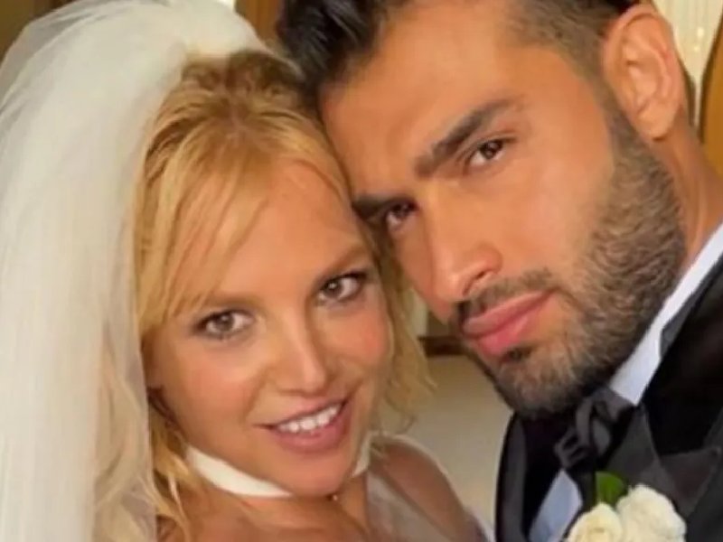 Sam Asghari pide manutención a Britney Spears en medio del divorcio