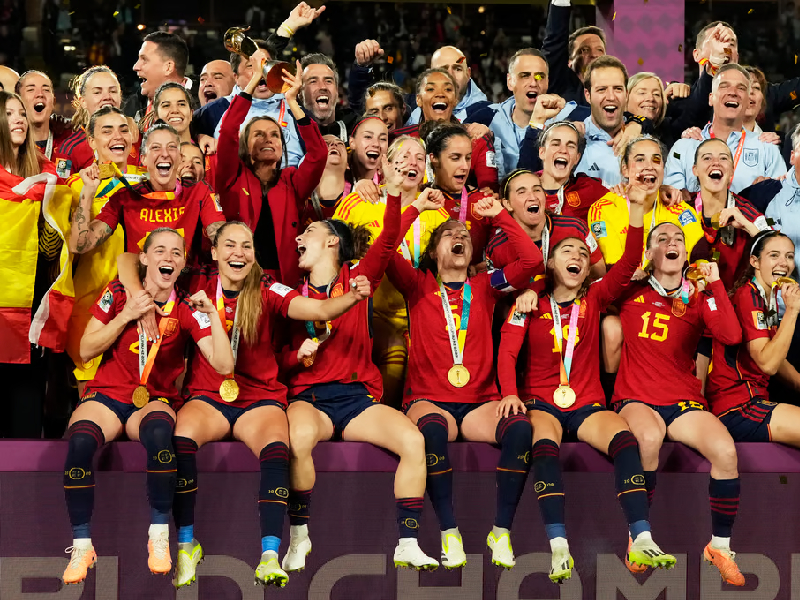 España se corona y conquista su primer mundial femenil