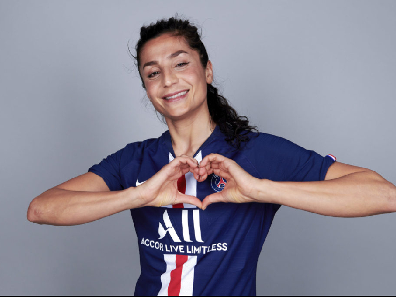 Ella es Nadia Nadim la mujer que huyó de su país y ahora es futbolista profesional