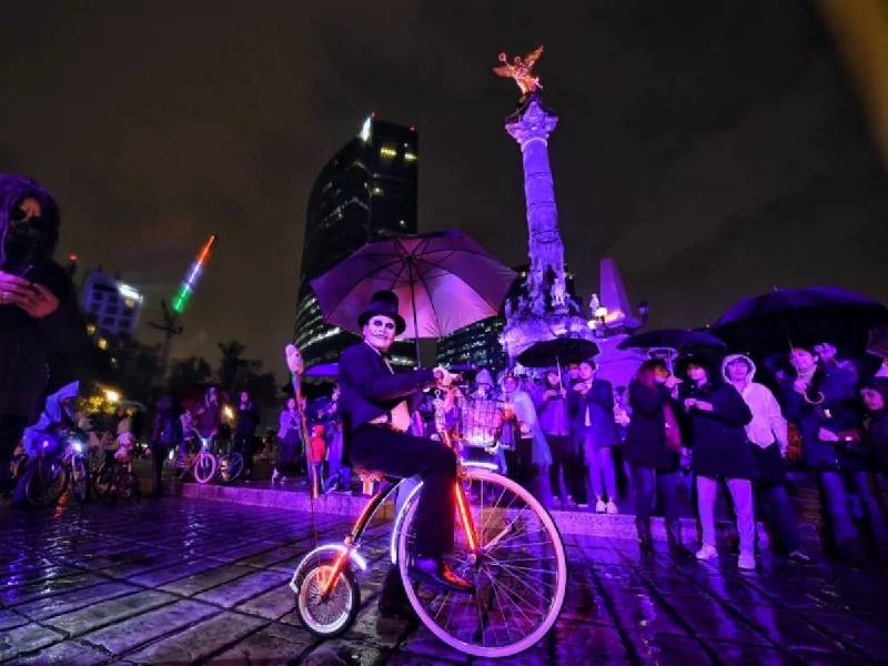 Esta será la ruta de la rodada nocturna de Día de Muertos en la CDMX